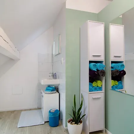 Apartmán Am Schlosssee *